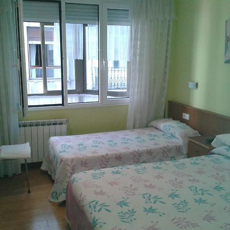 Pension A-Madrid Santander Phòng bức ảnh